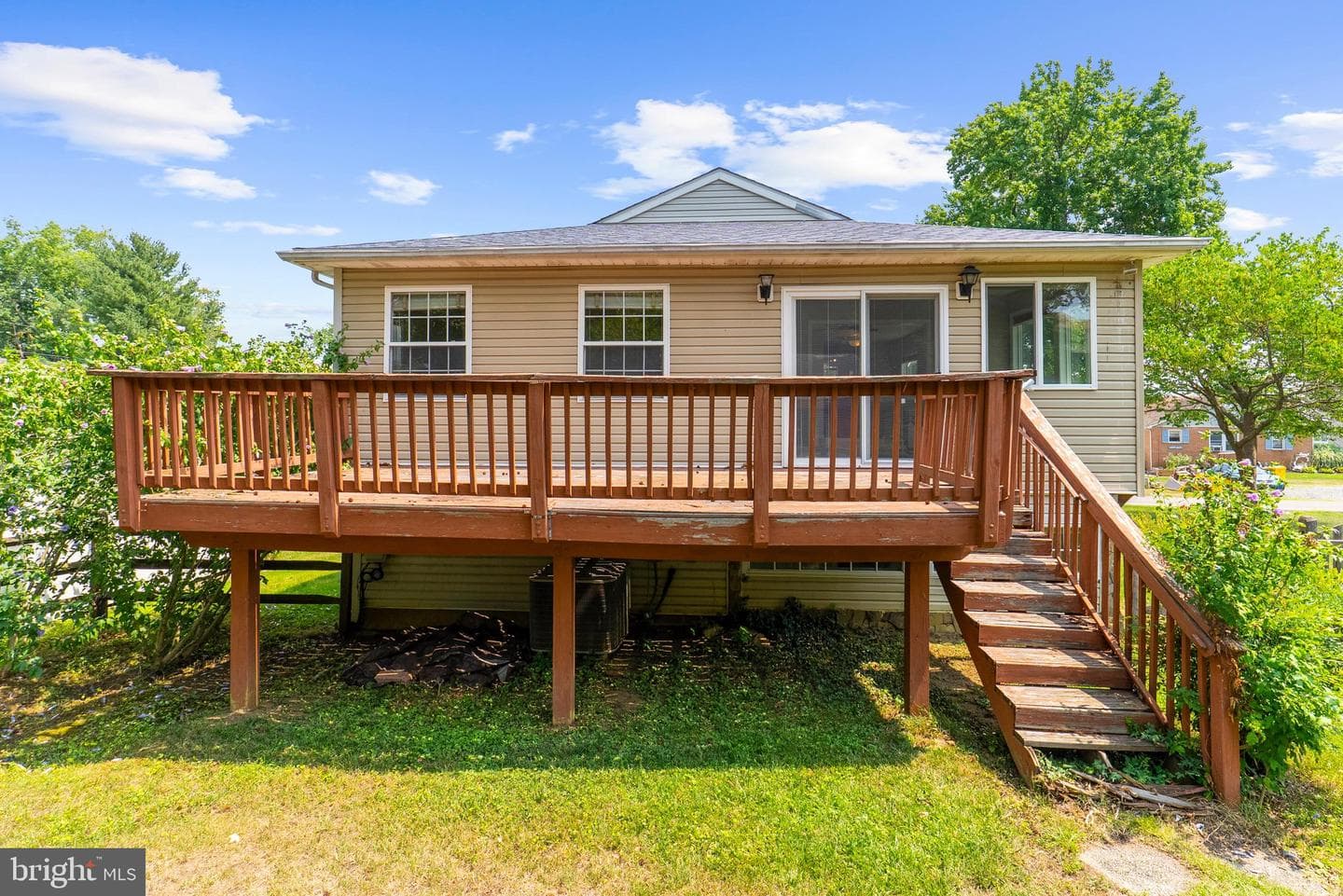 3443 S River Terrace photo 36