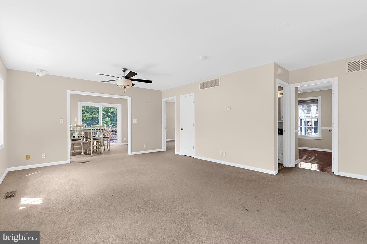 3443 S River Terrace photo 6