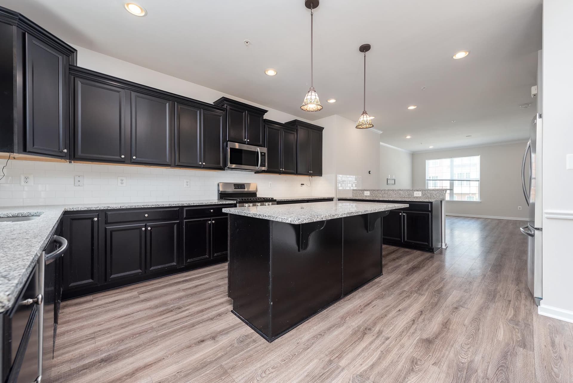 1317 Hawthorn Drive photo 12