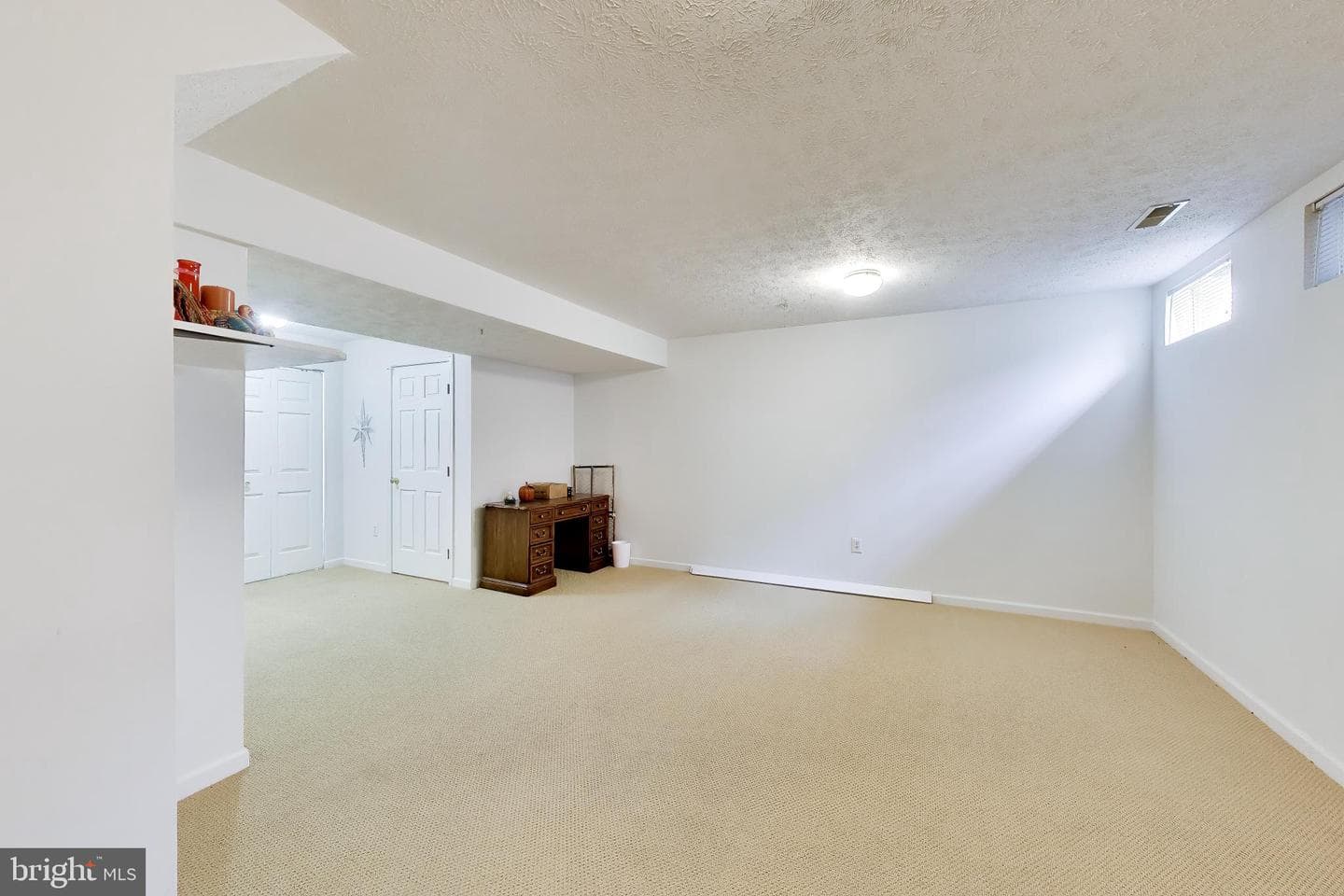 8703 Thornbrook Drive photo 20