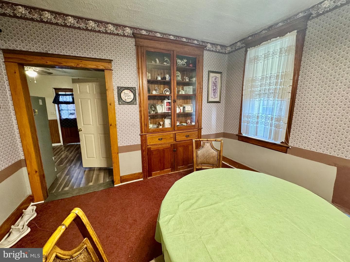 14 Virginia Avenue photo 8