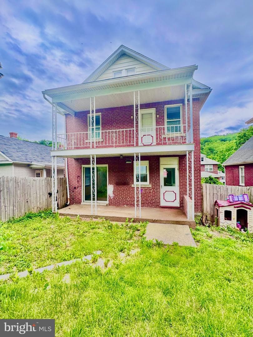 714 Lincoln Street photo 18