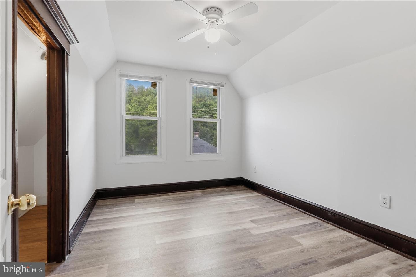 449 Baltimore Avenue photo 22