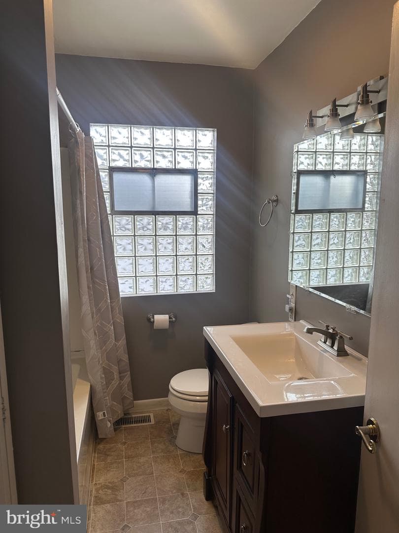 1105 Holland Street photo 10