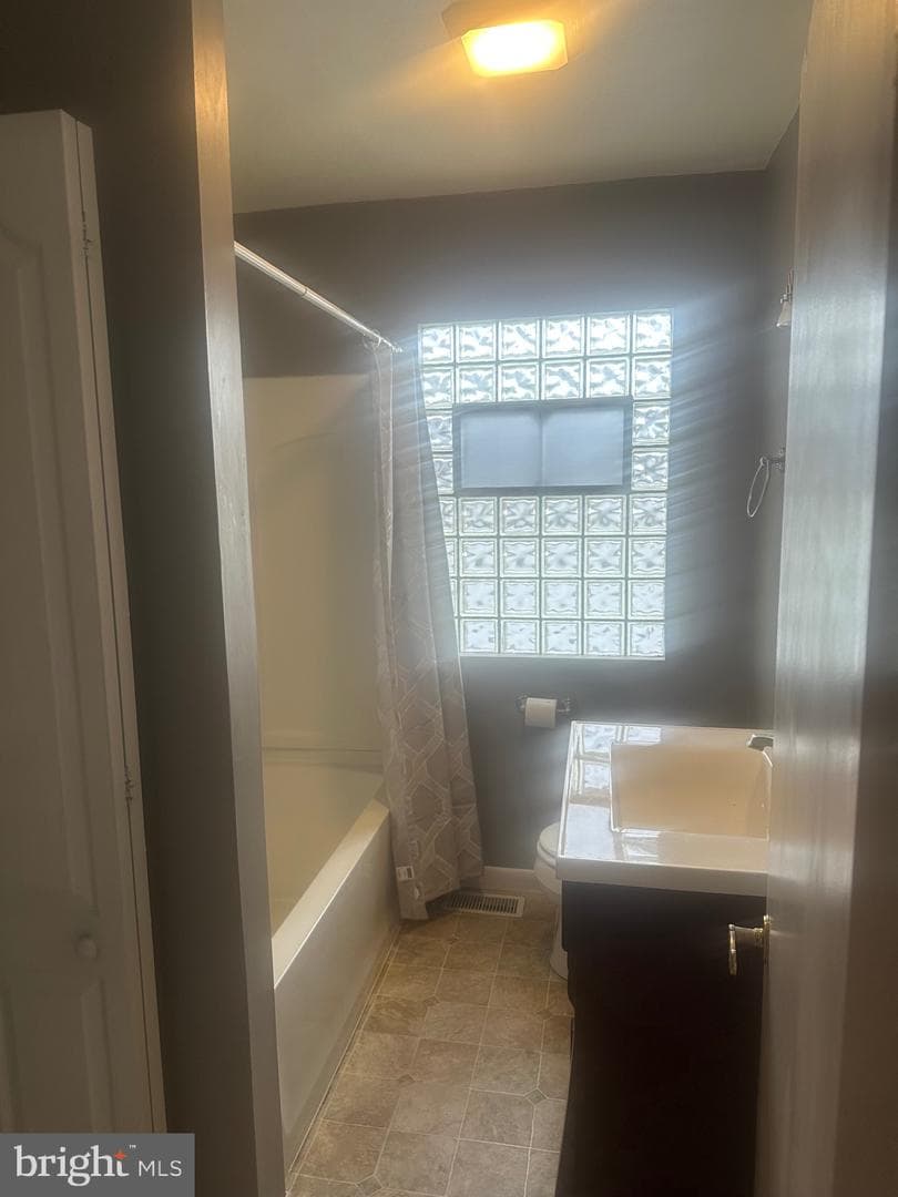 1105 Holland Street photo 12