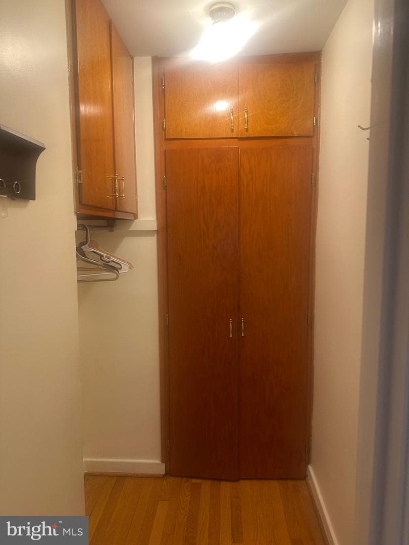 1105 Holland Street photo 13