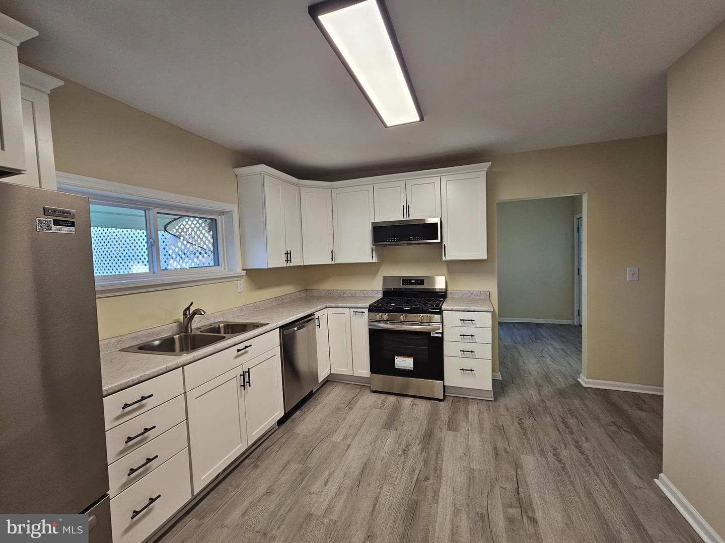 219 Carroll Street photo 17