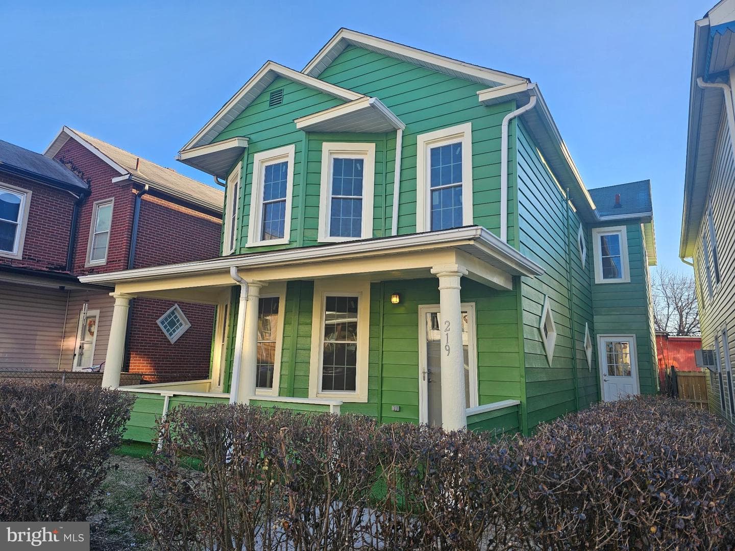 219 Carroll Street photo 2