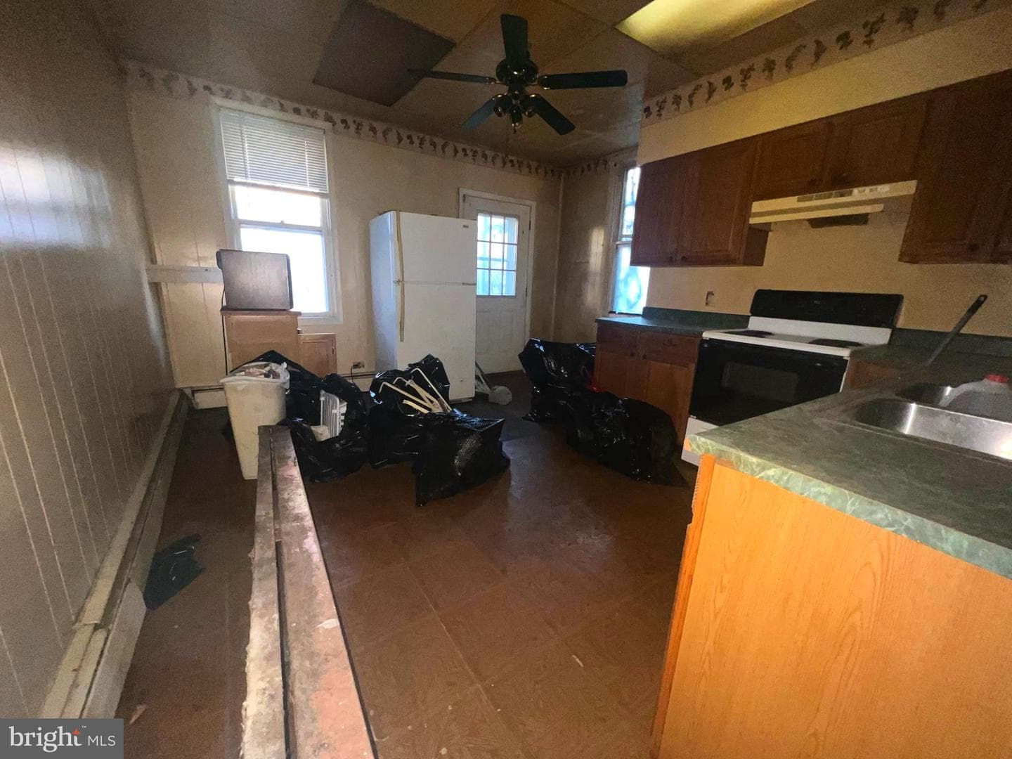 28 Boone St photo 10