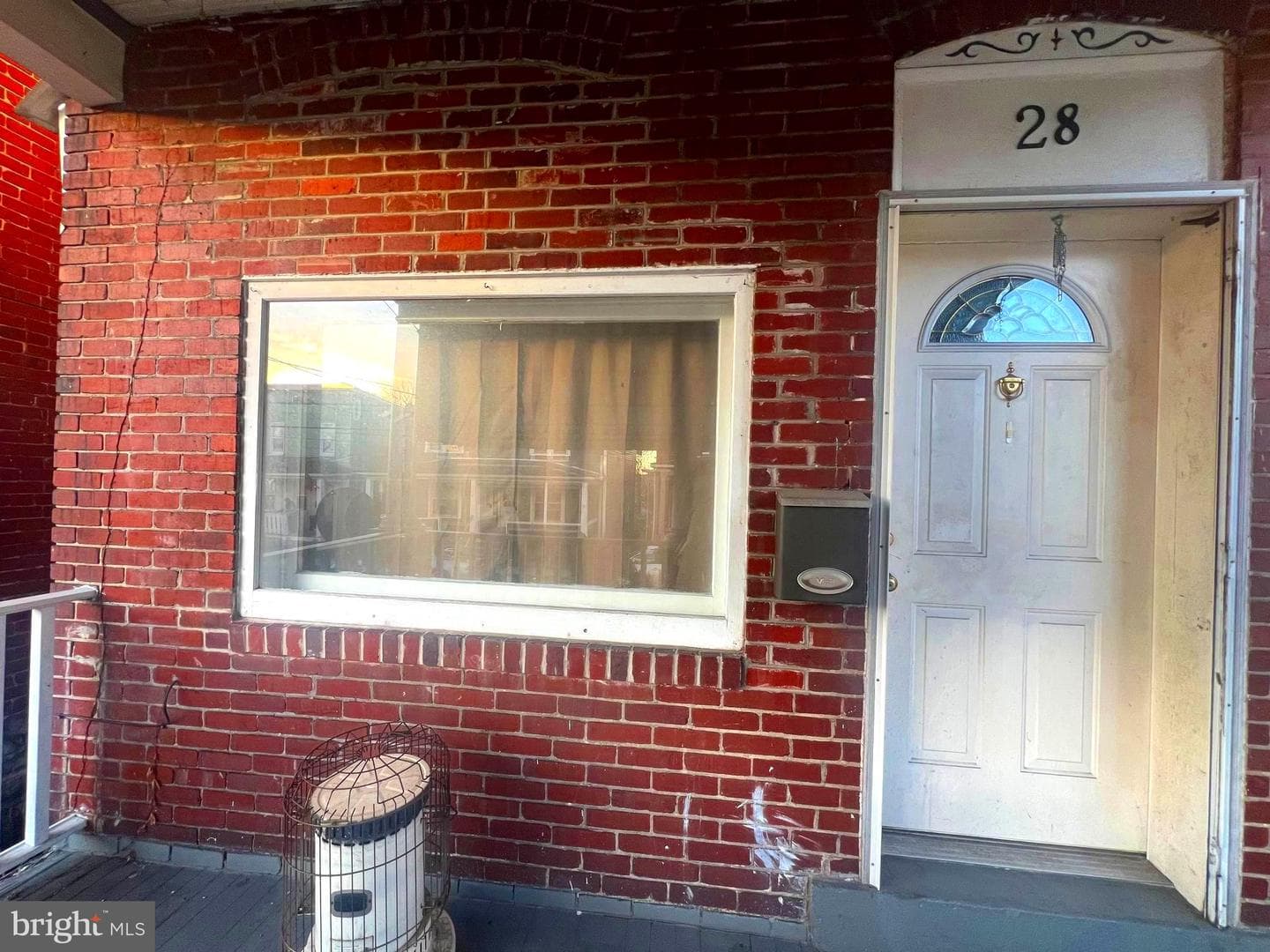 28 Boone St photo 3