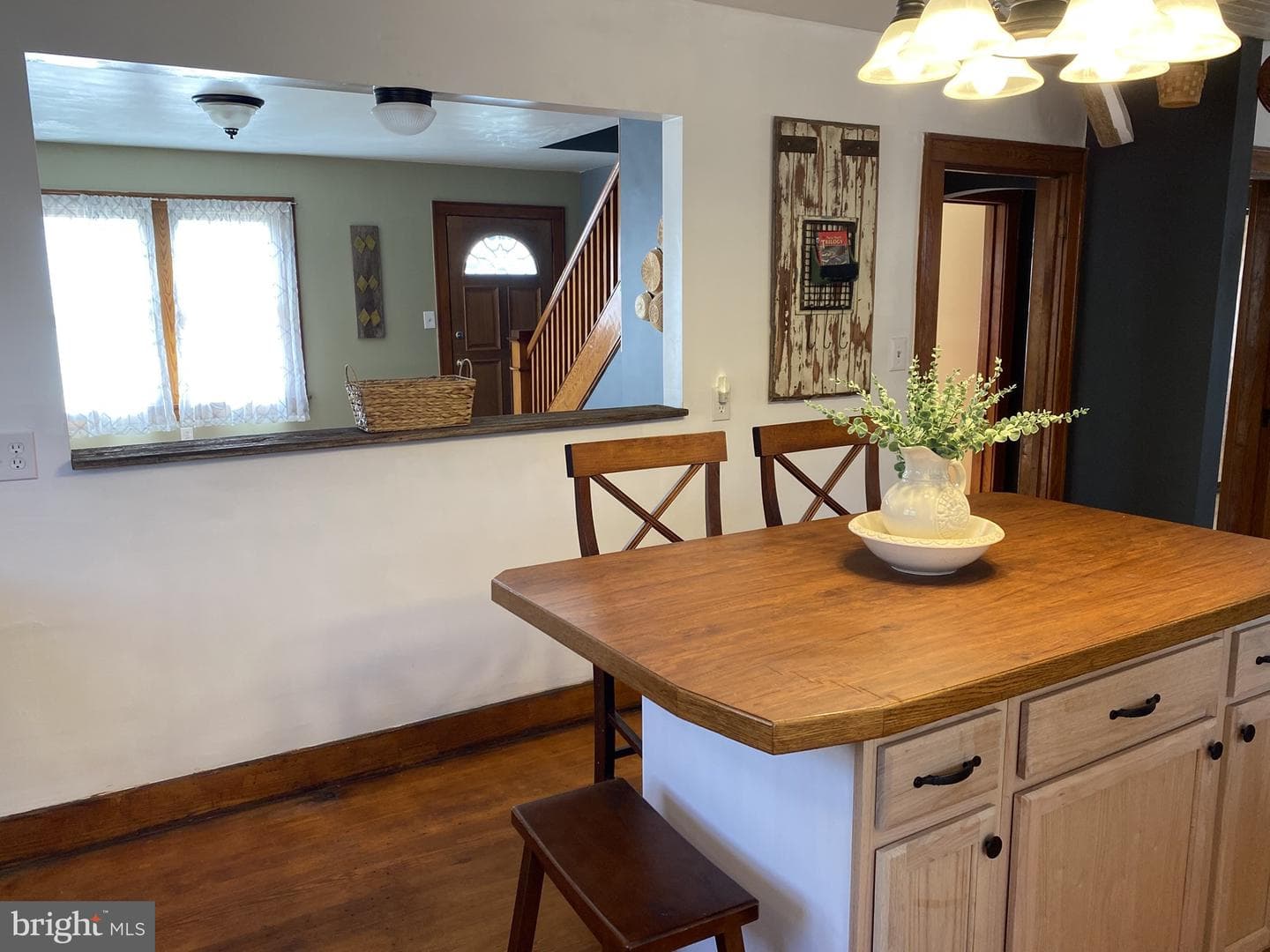 1012 Kent Avenue photo 10