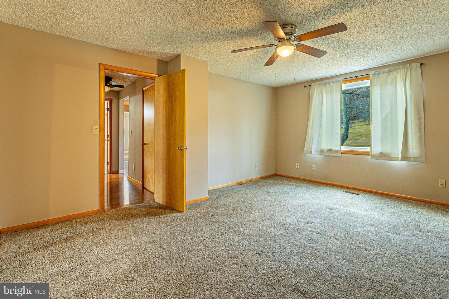 13604 Bedford Road NE photo 15