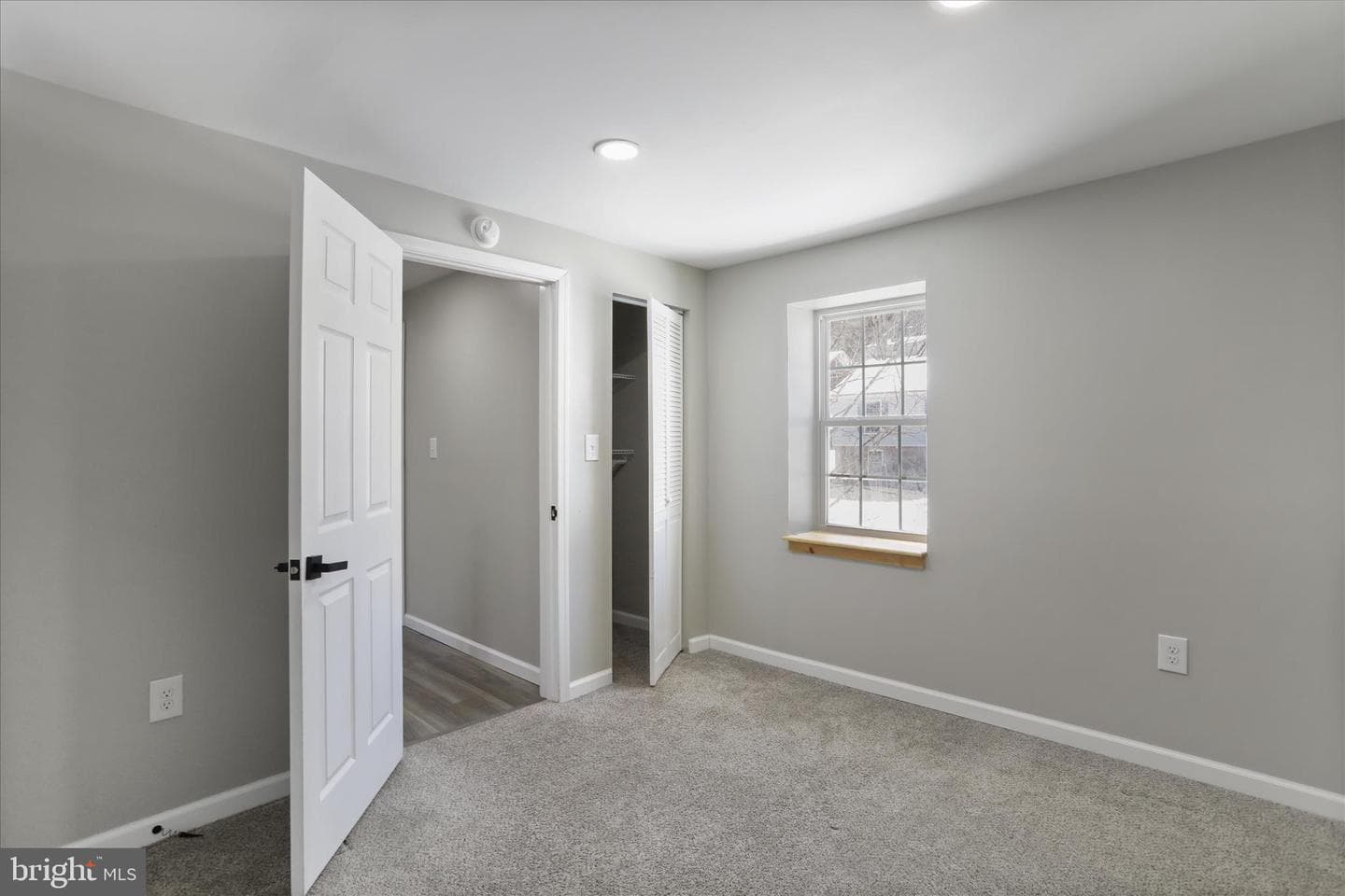 12702 Bowling Street photo 21