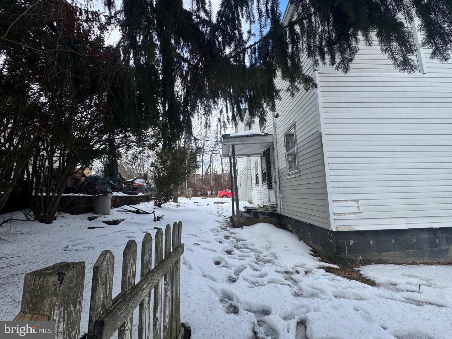 613 Williams Street photo 21