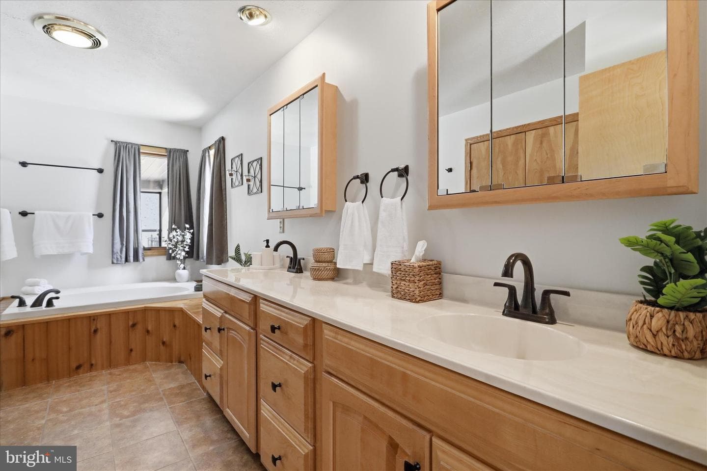 1105 Weires Avenue photo 25