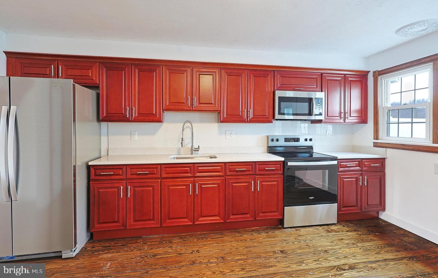 409 Springdale Street photo 10