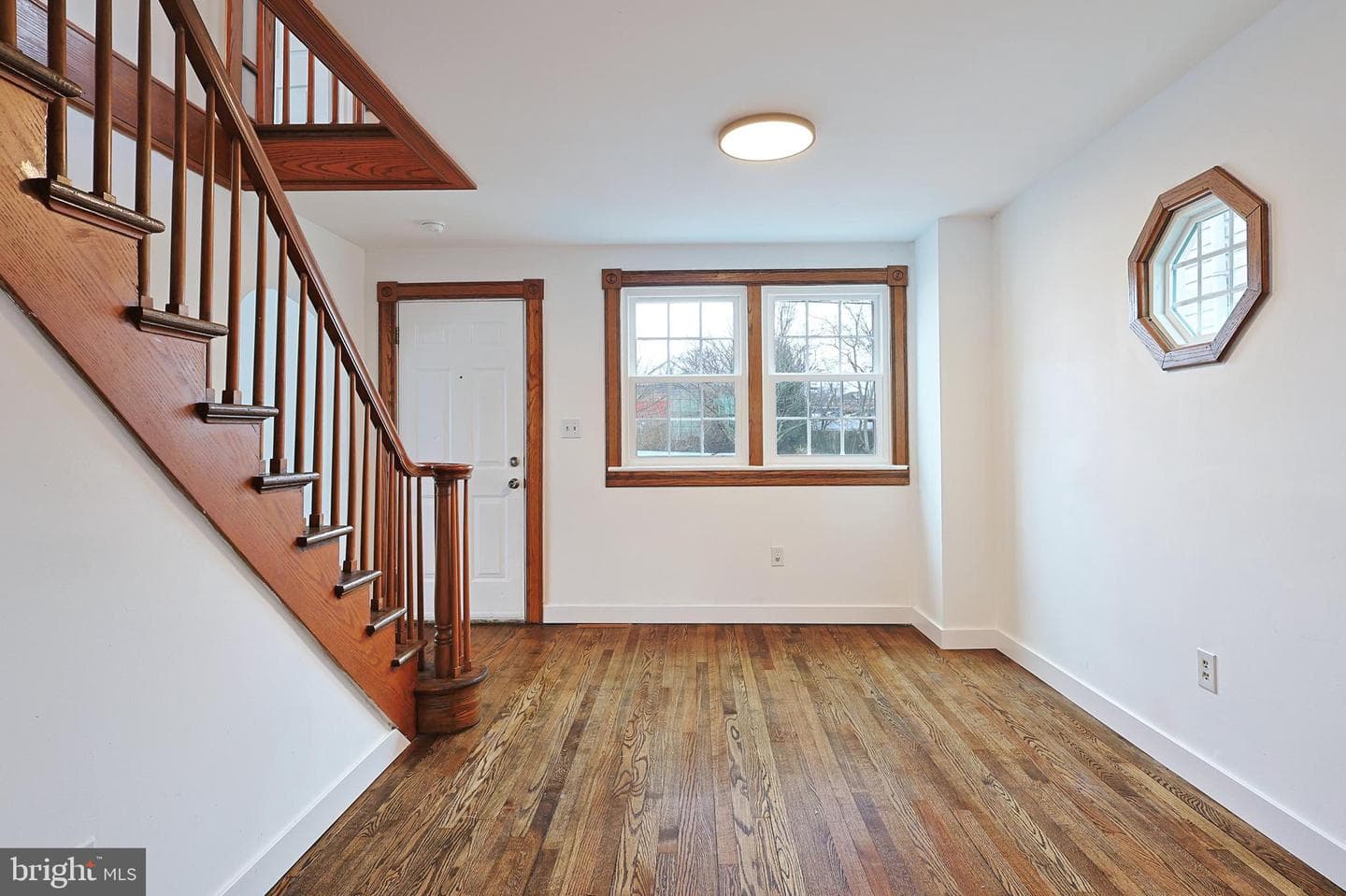 409 Springdale Street photo 4