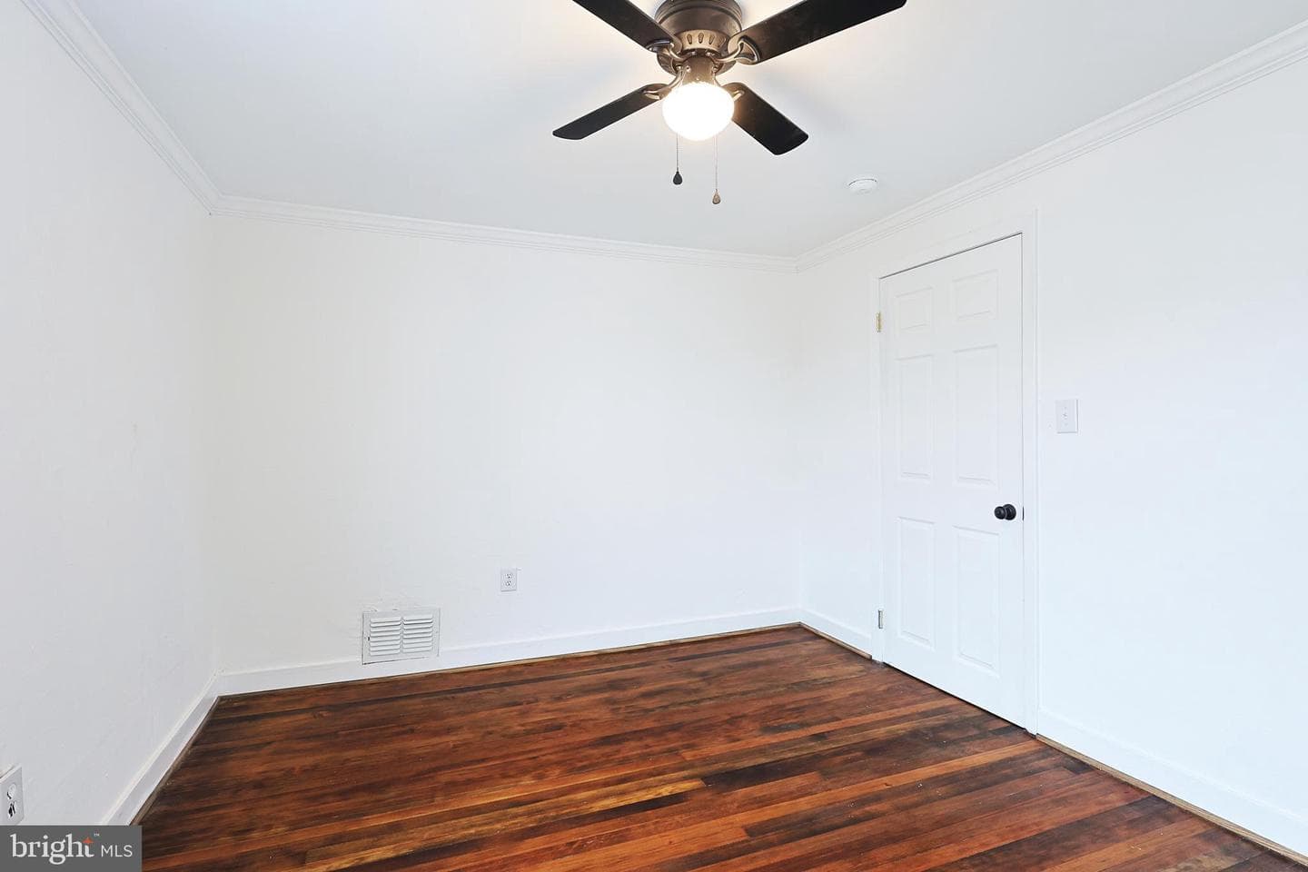 409 Springdale Street photo 40