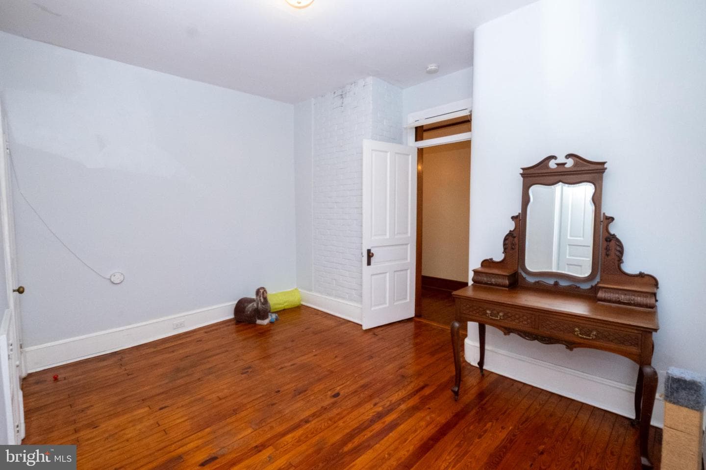 611 Washington Street photo 36