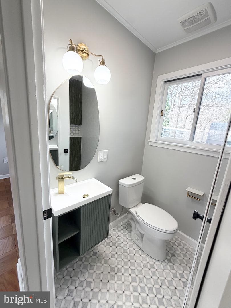 13 Warfield Place photo 17
