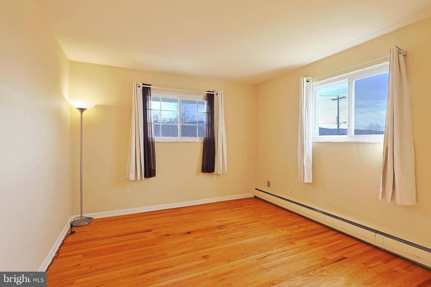 701 White Avenue photo 25