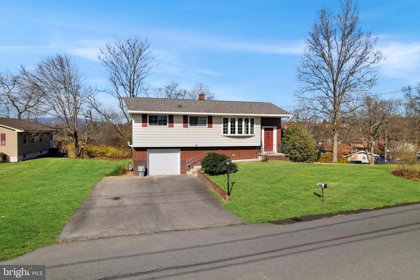 701 White Avenue photo 42