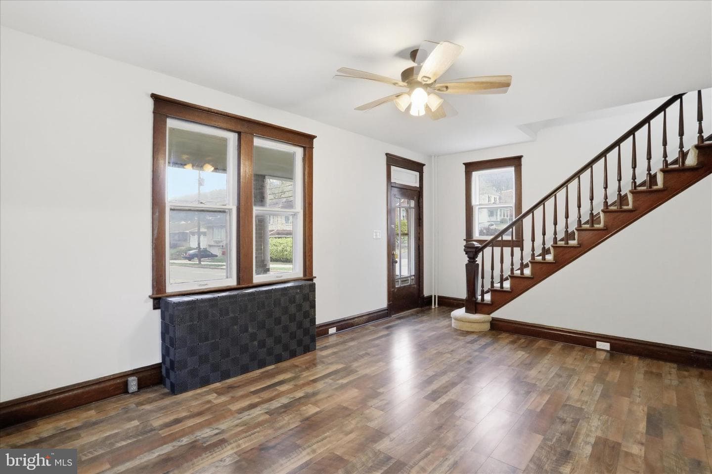465 Warren Street photo 12