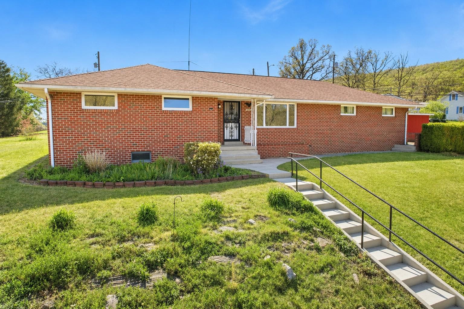 12043 Iris Avenue