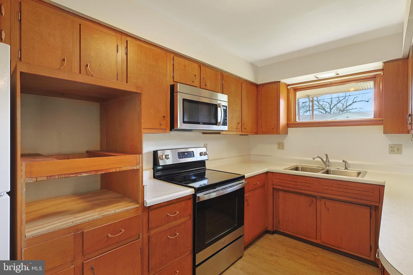 12043 Iris Avenue photo 13