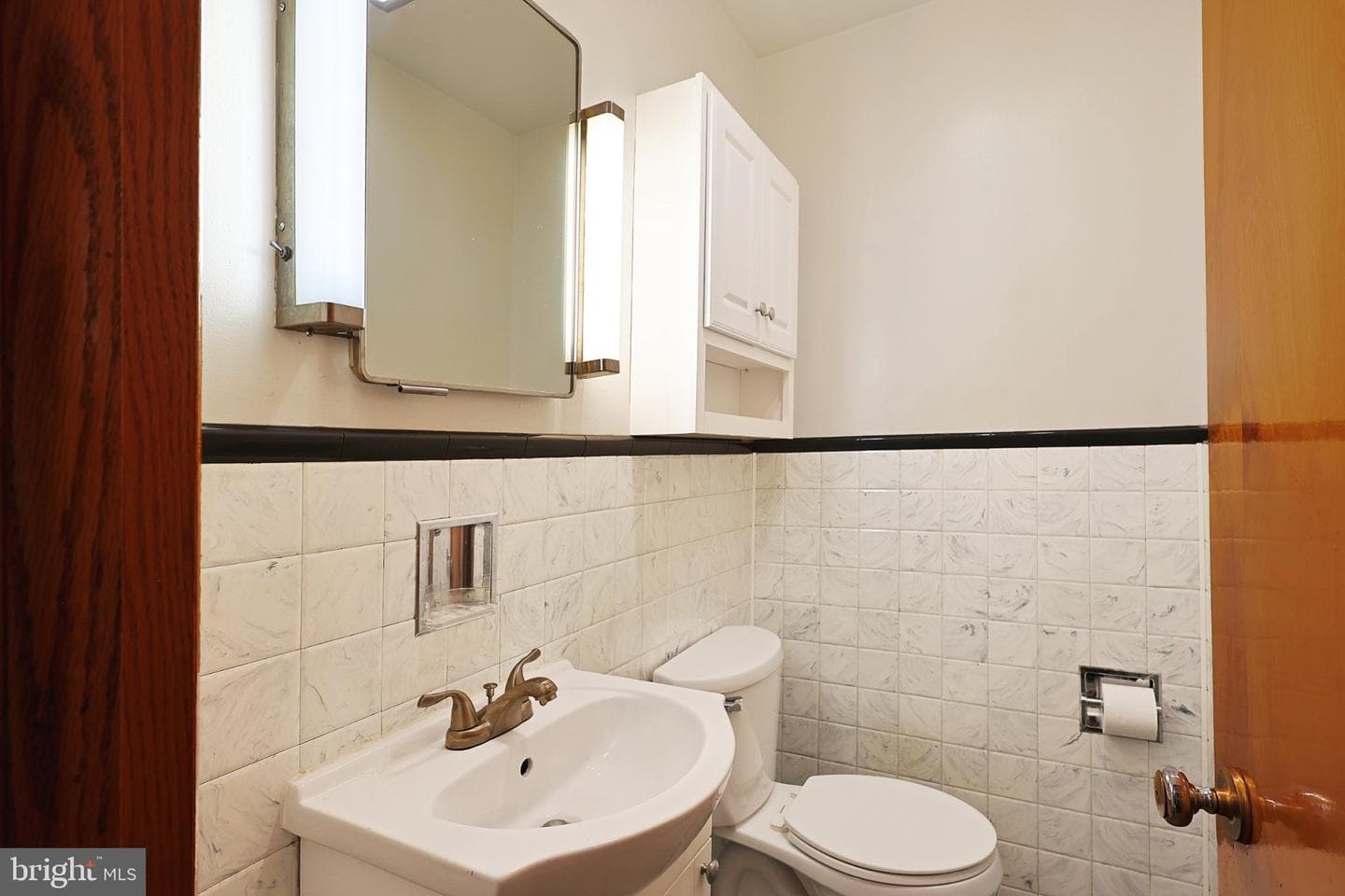 12043 Iris Avenue photo 16