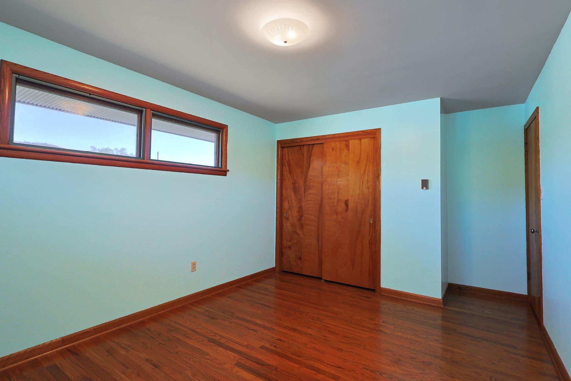 12043 Iris Avenue photo 24