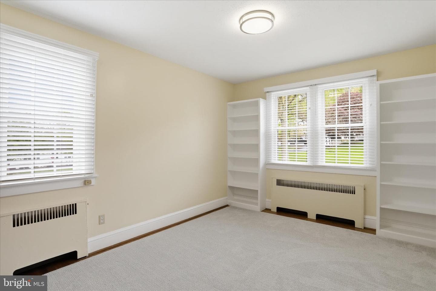 12035 Bedford Road NE photo 27