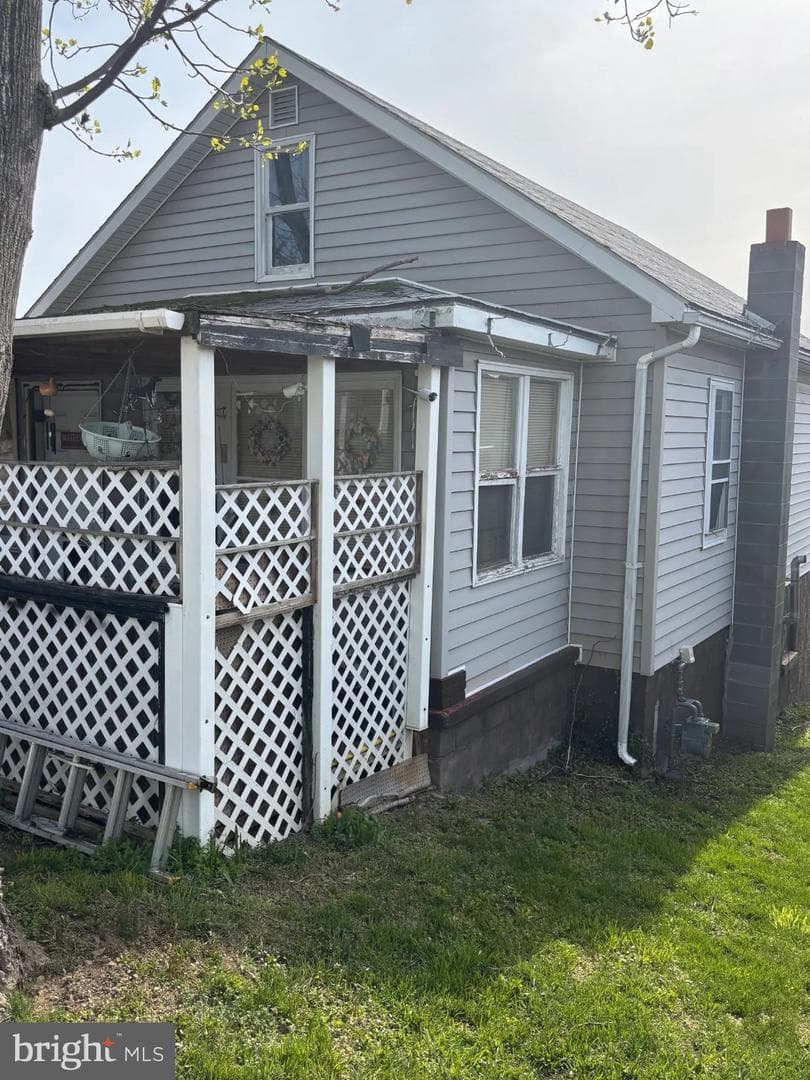 717 Princeton Street photo 2