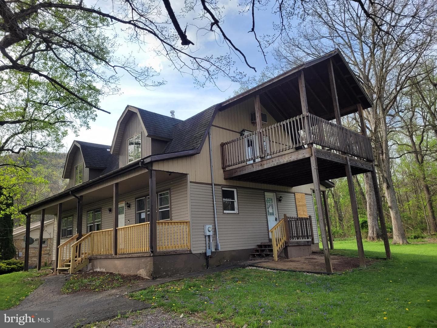 23 Oaklawn Avenue photo 3