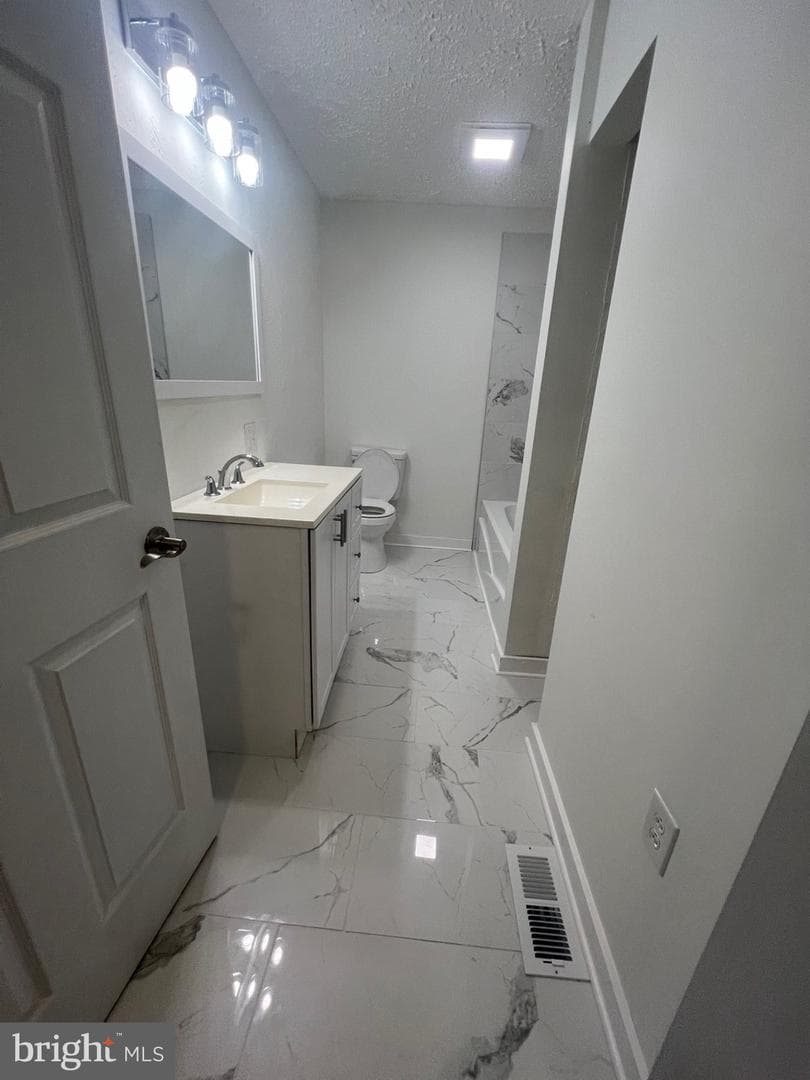 112 Seymour Street photo 8