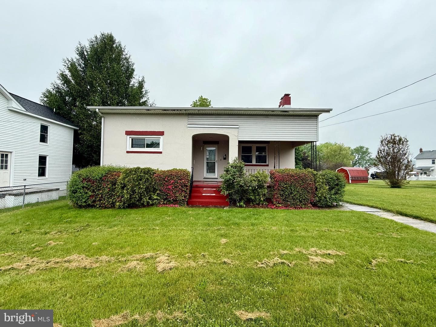 719 E Oldtown Road photo 2