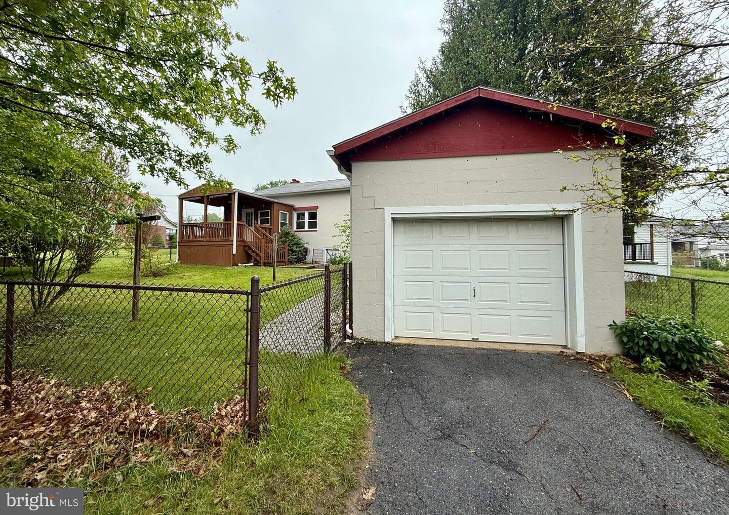 719 E Oldtown Road photo 5