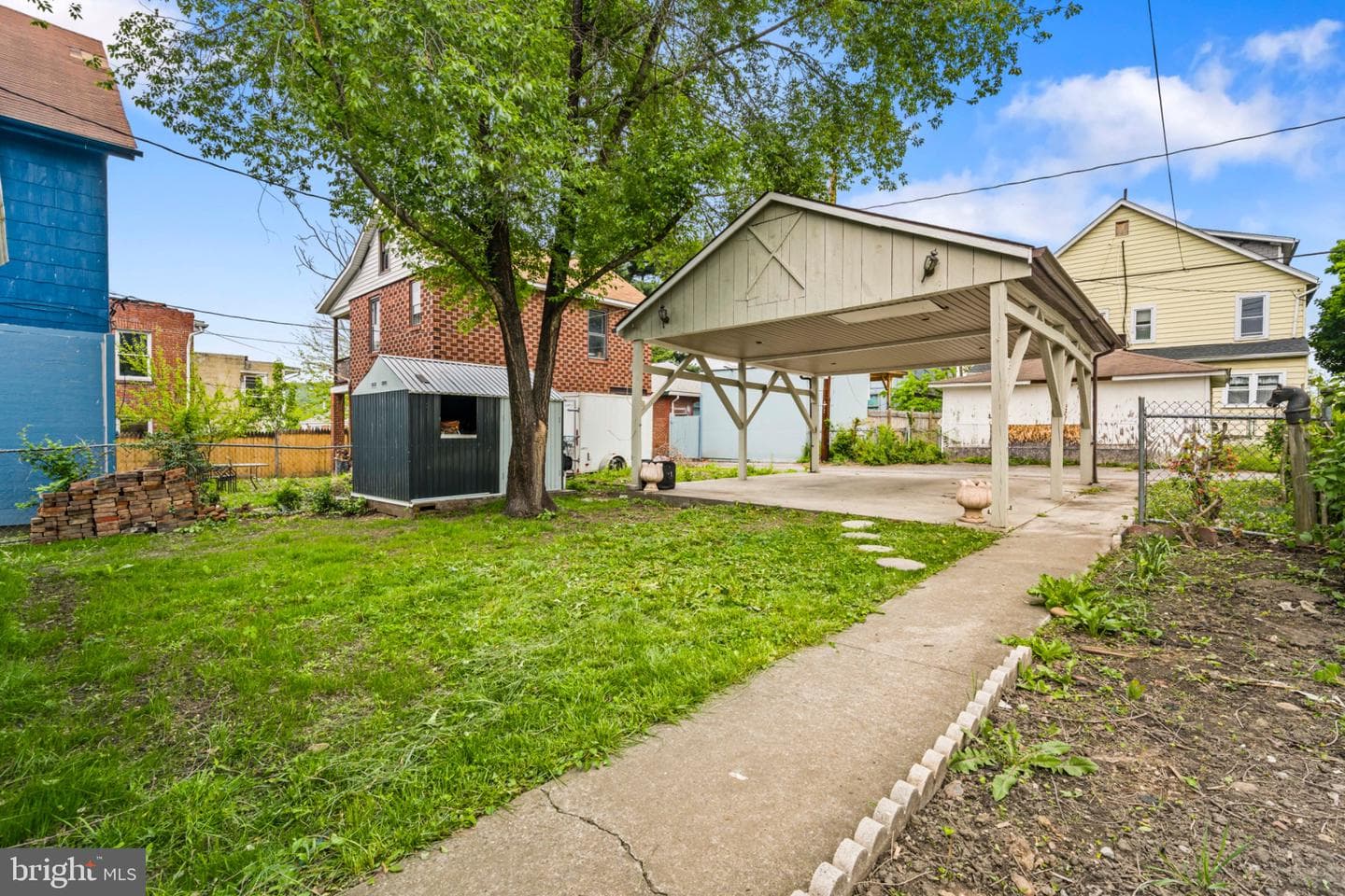 46 Boone Street photo 31