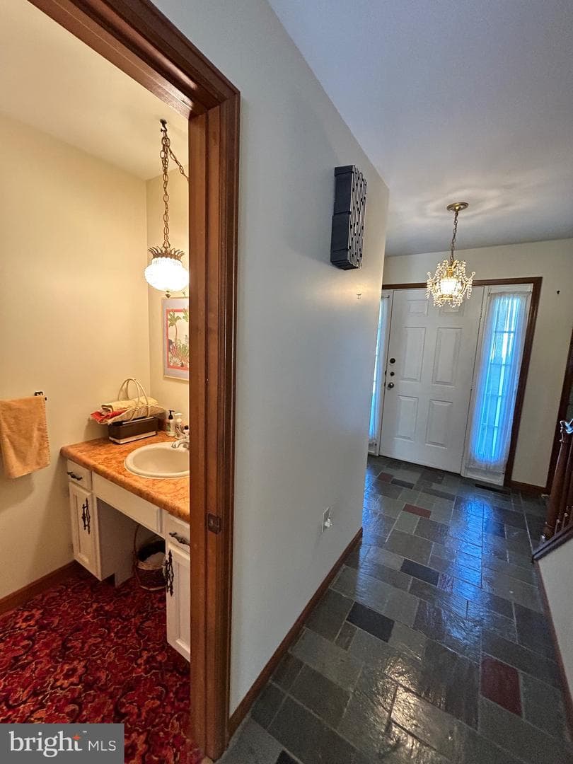 1048 Bishop Walsh Road photo 9