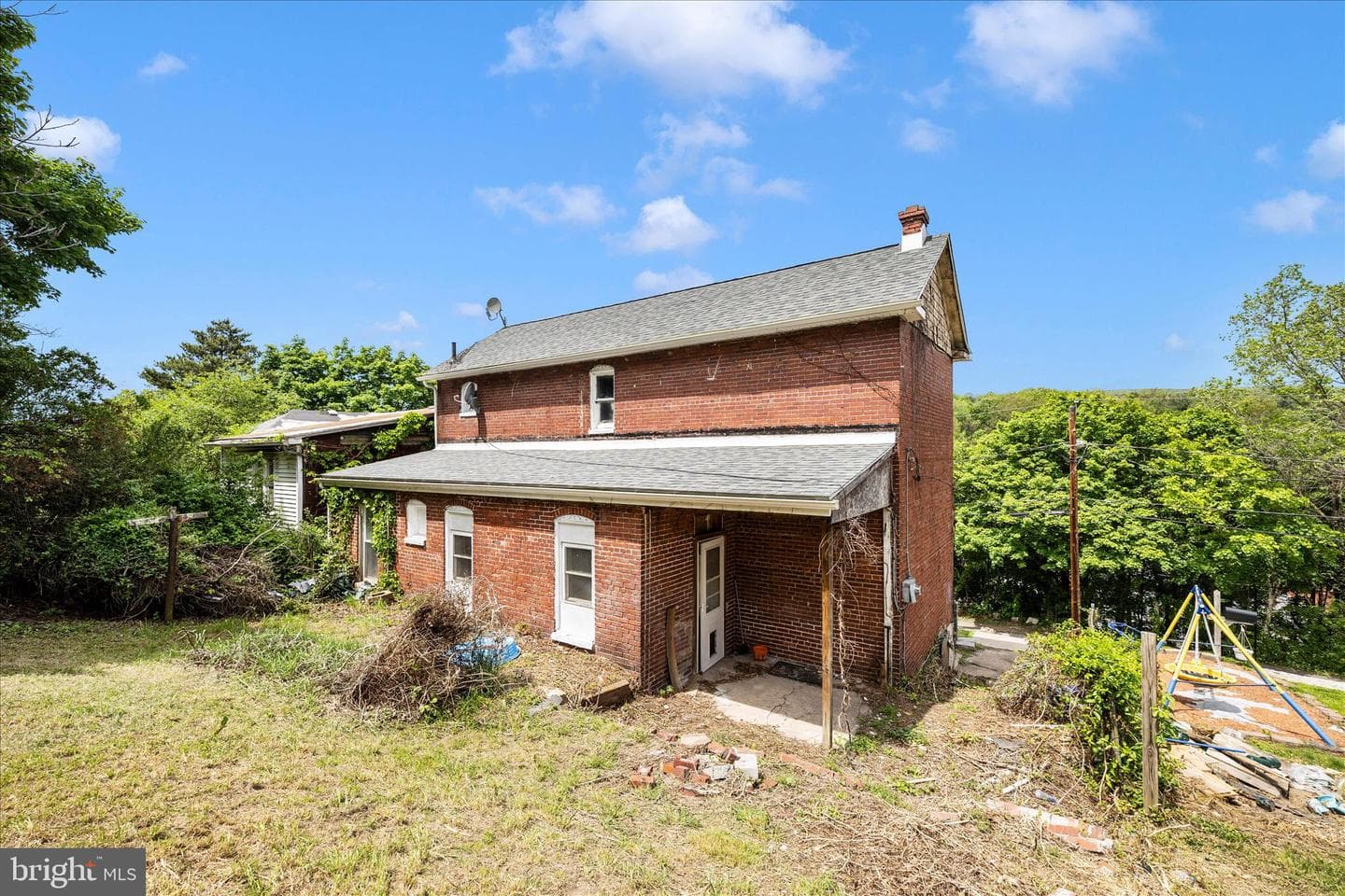 439 Waverly Ter photo 15