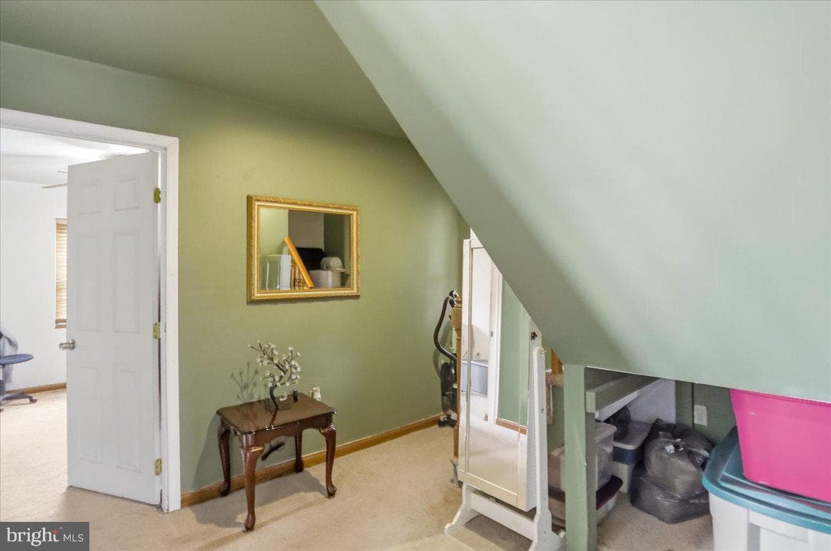 111 Wempe Drive photo 12