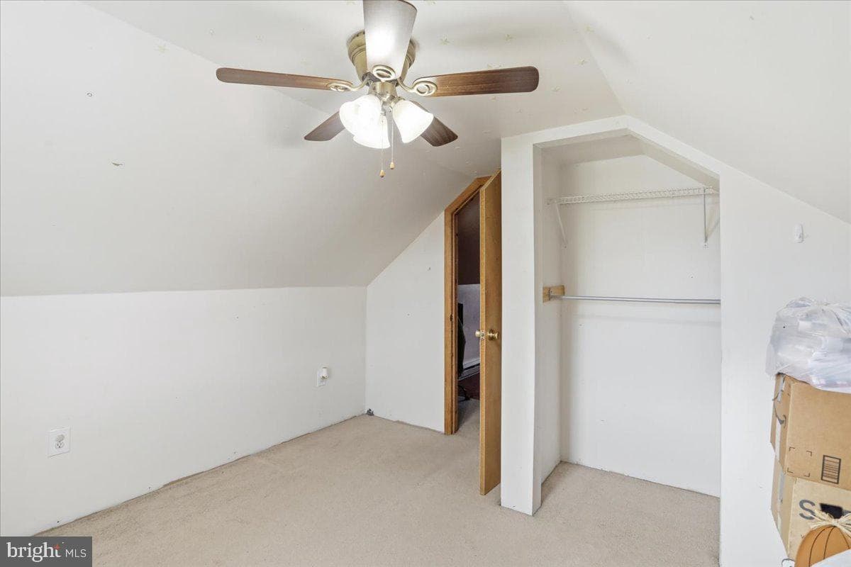 111 Wempe Drive photo 20
