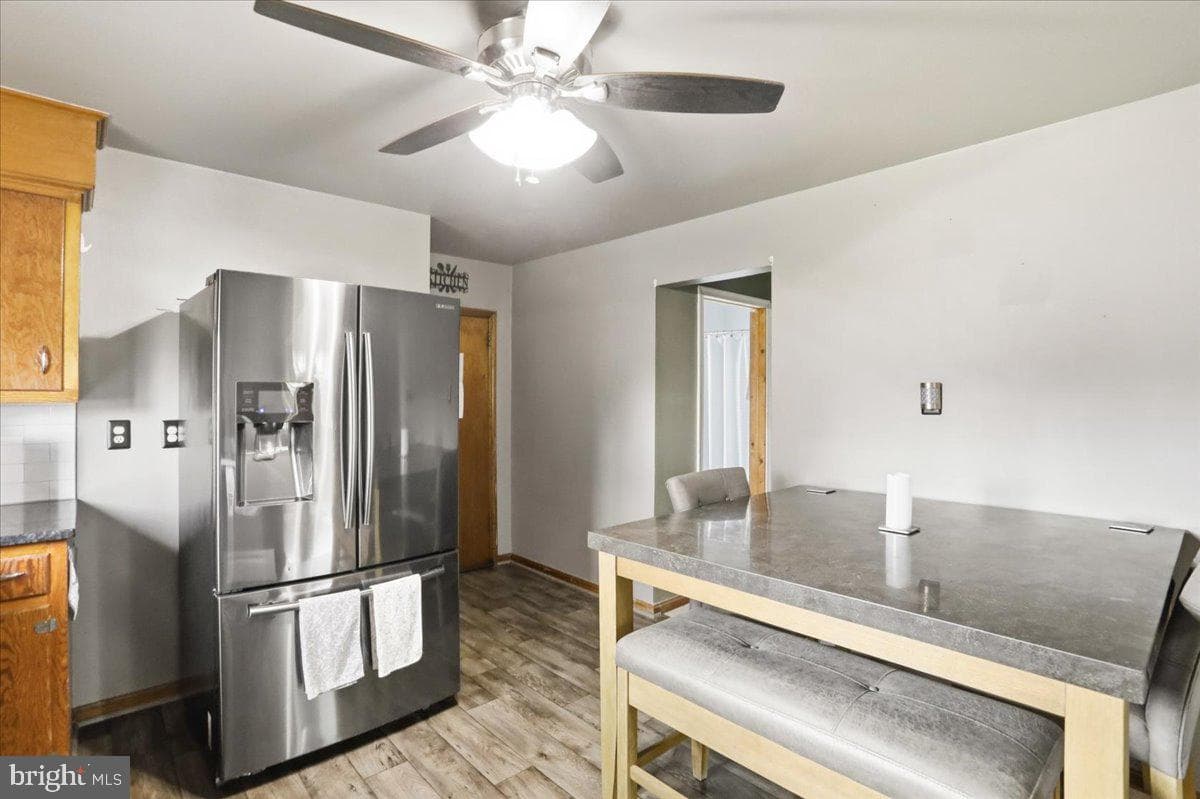 111 Wempe Drive photo 8