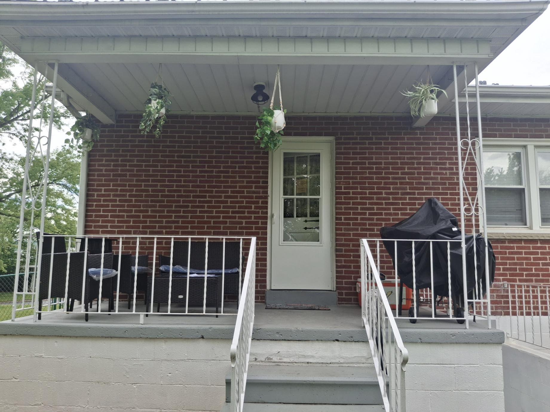 40 Memorial Avenue photo 101