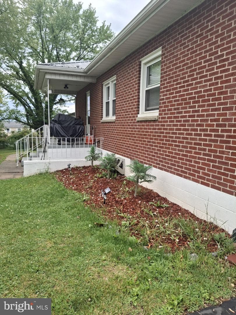 40 Memorial Avenue photo 102