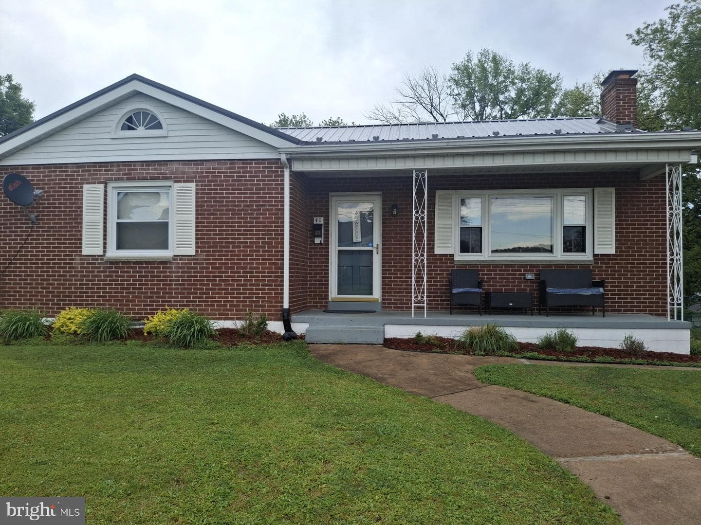 40 Memorial Avenue photo 4