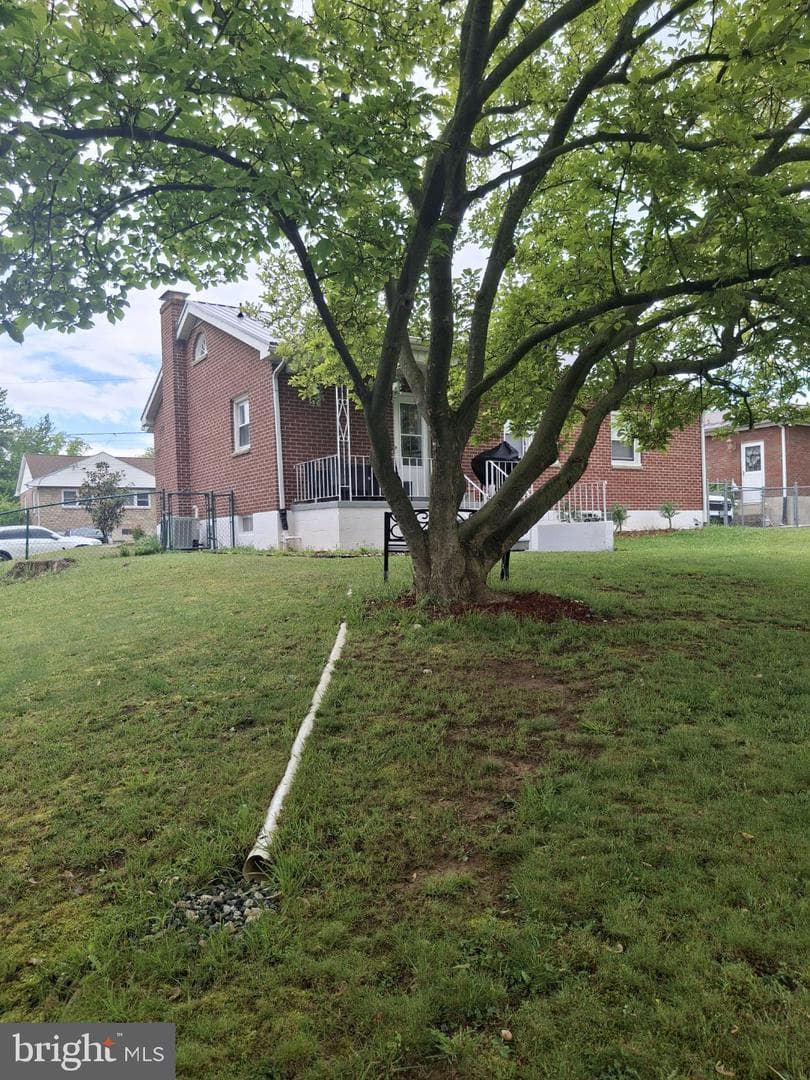 40 Memorial Avenue photo 94