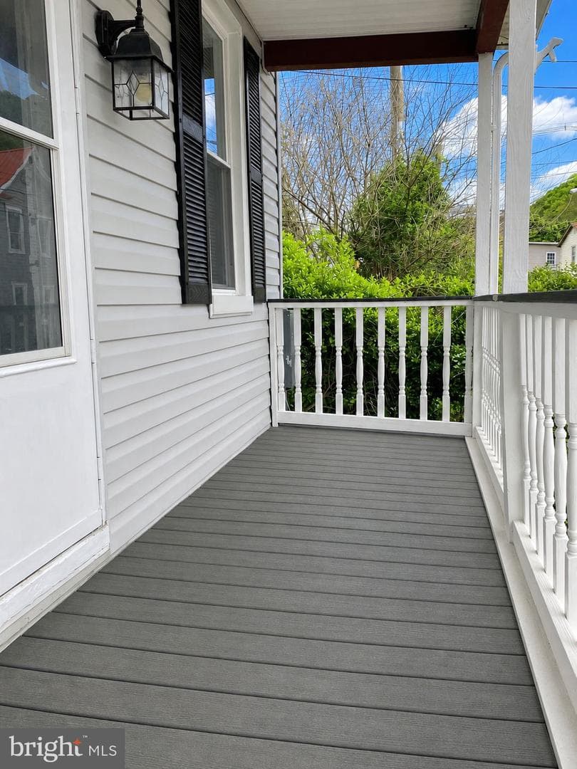 414 Furnace Street photo 3