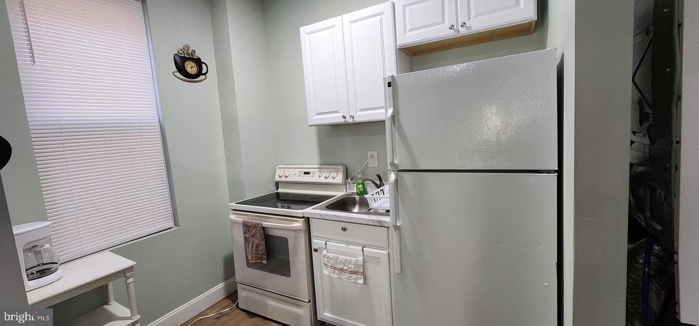 236 Glenn Street photo 22