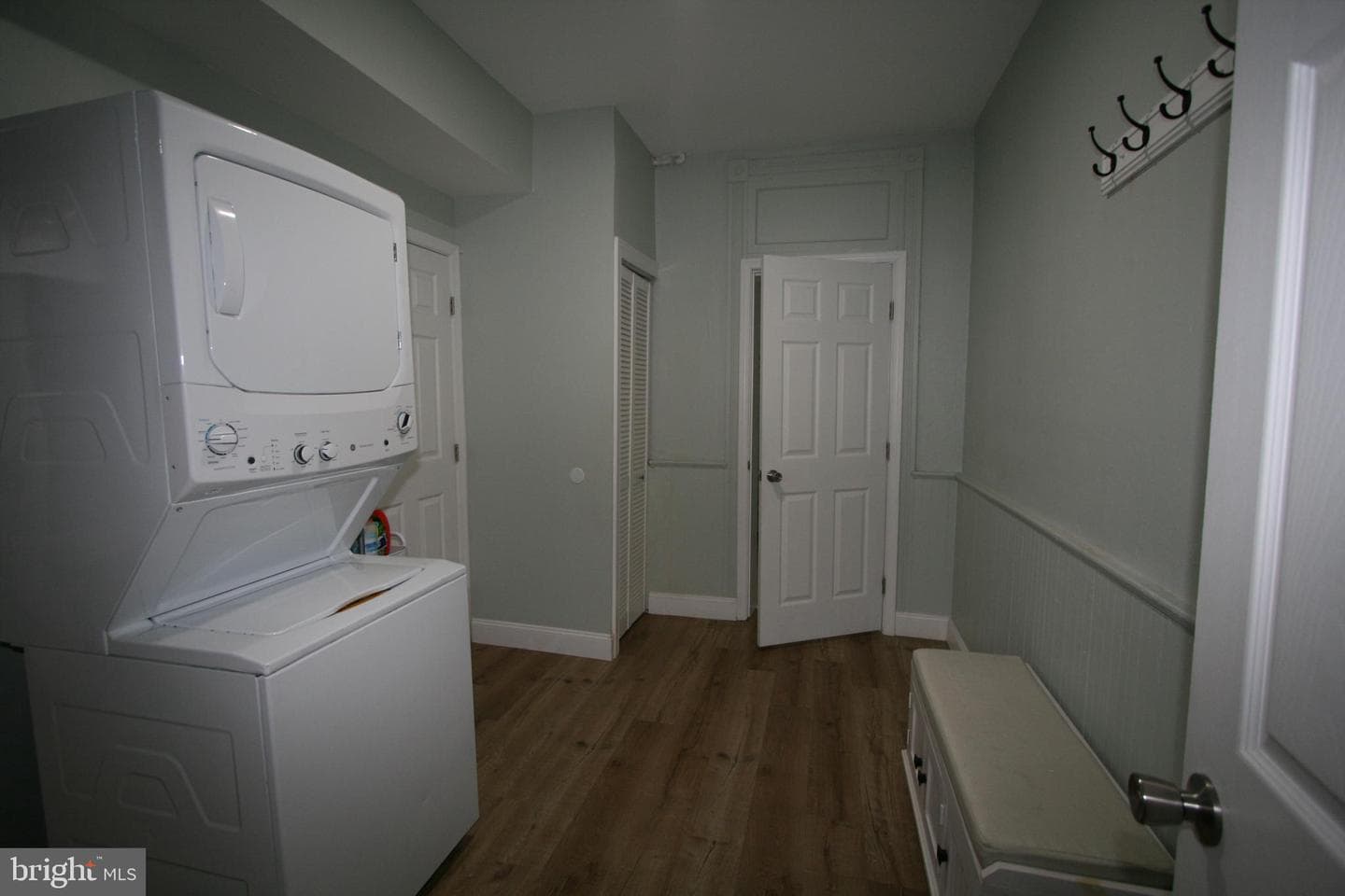236 Glenn Street photo 66